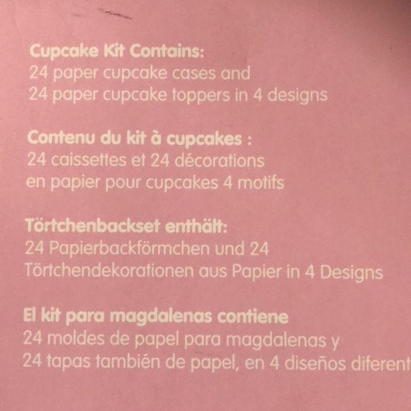 NWT Miniamo Princess Cupcake Kit-24 - Picture 3 of 3